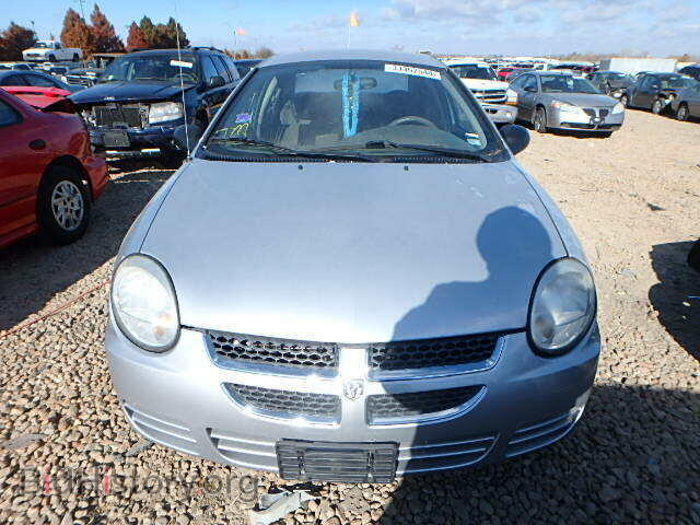 2004 DODGE NEON - VIN: 1B3ES56C64D593930 - Фото 9