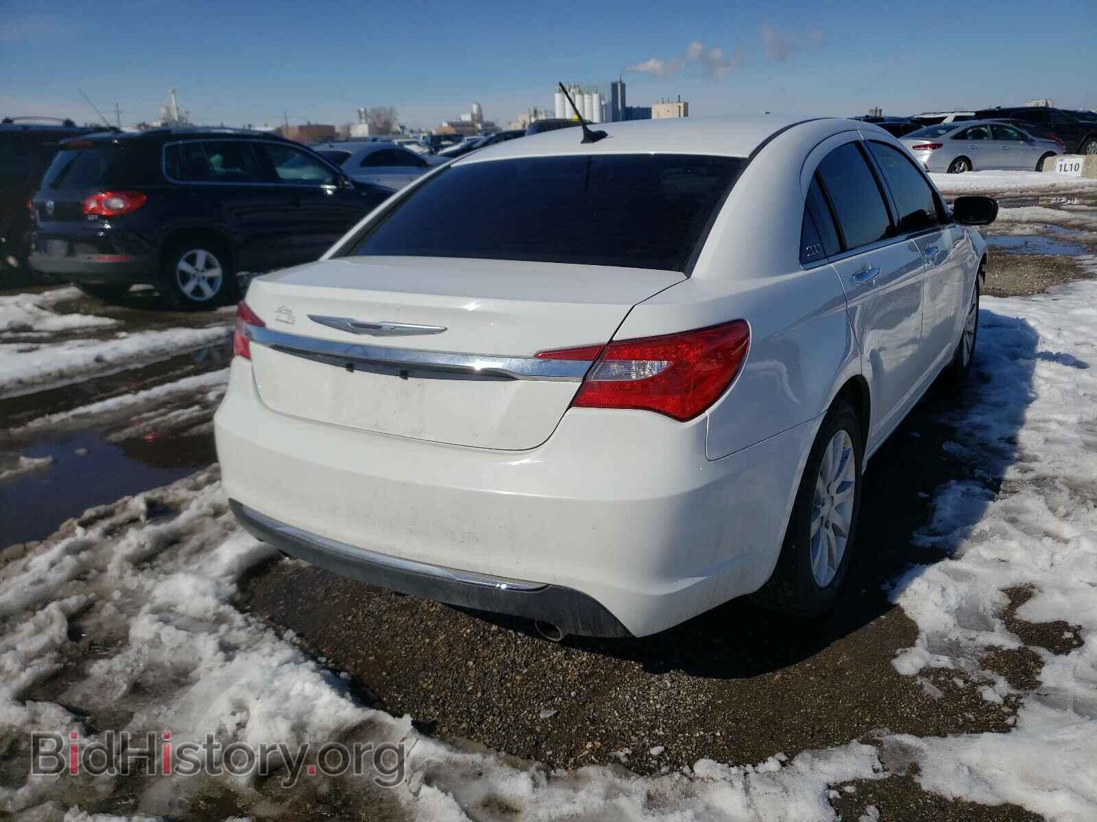 2014 CHRYSLER 200 - VIN: 1C3CCBCG4EN172975 - Фото 4