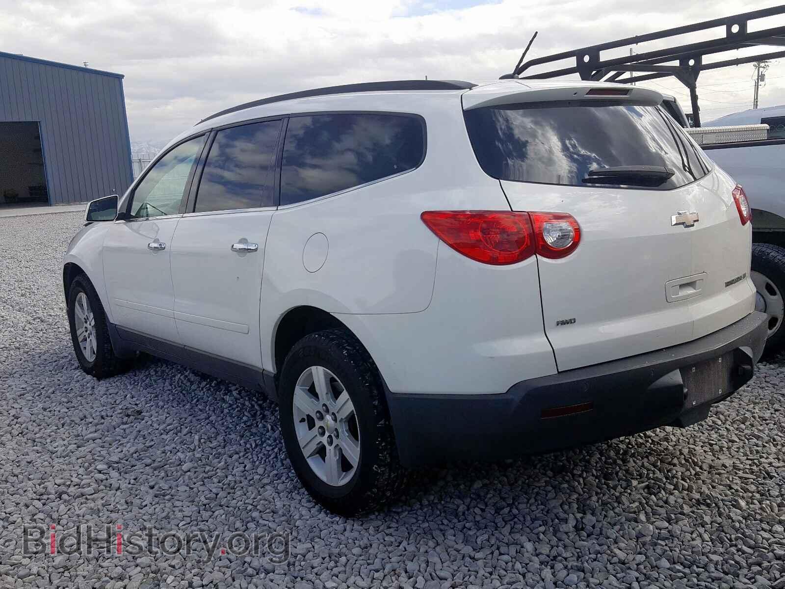 2010 CHEVROLET TRAVERSE - VIN: 1GNLVFED3AJ243821 - Фото 3