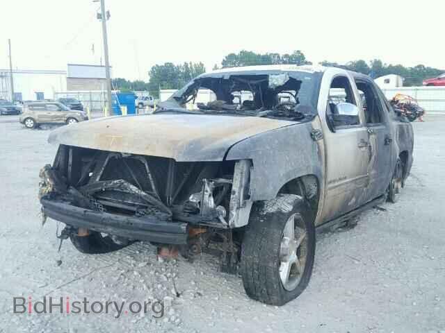 2011 CHEVROLET AVALANCHE - VIN: 3GNMCGE05BG380260 - Фото 2