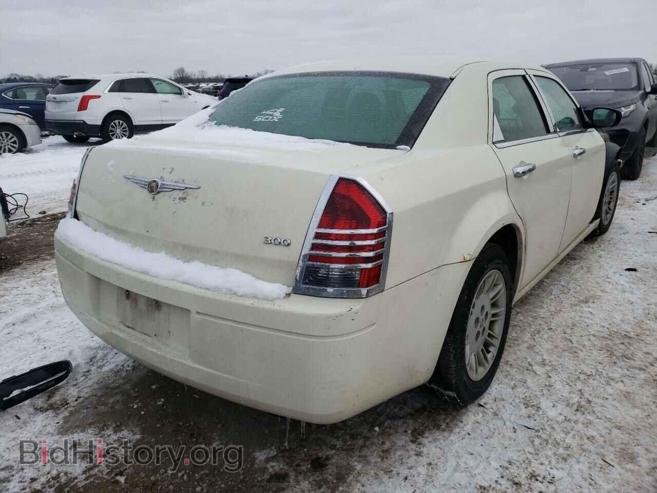 2007 CHRYSLER 300 - VIN: 2C3KA43R67H732649 - Фото 4