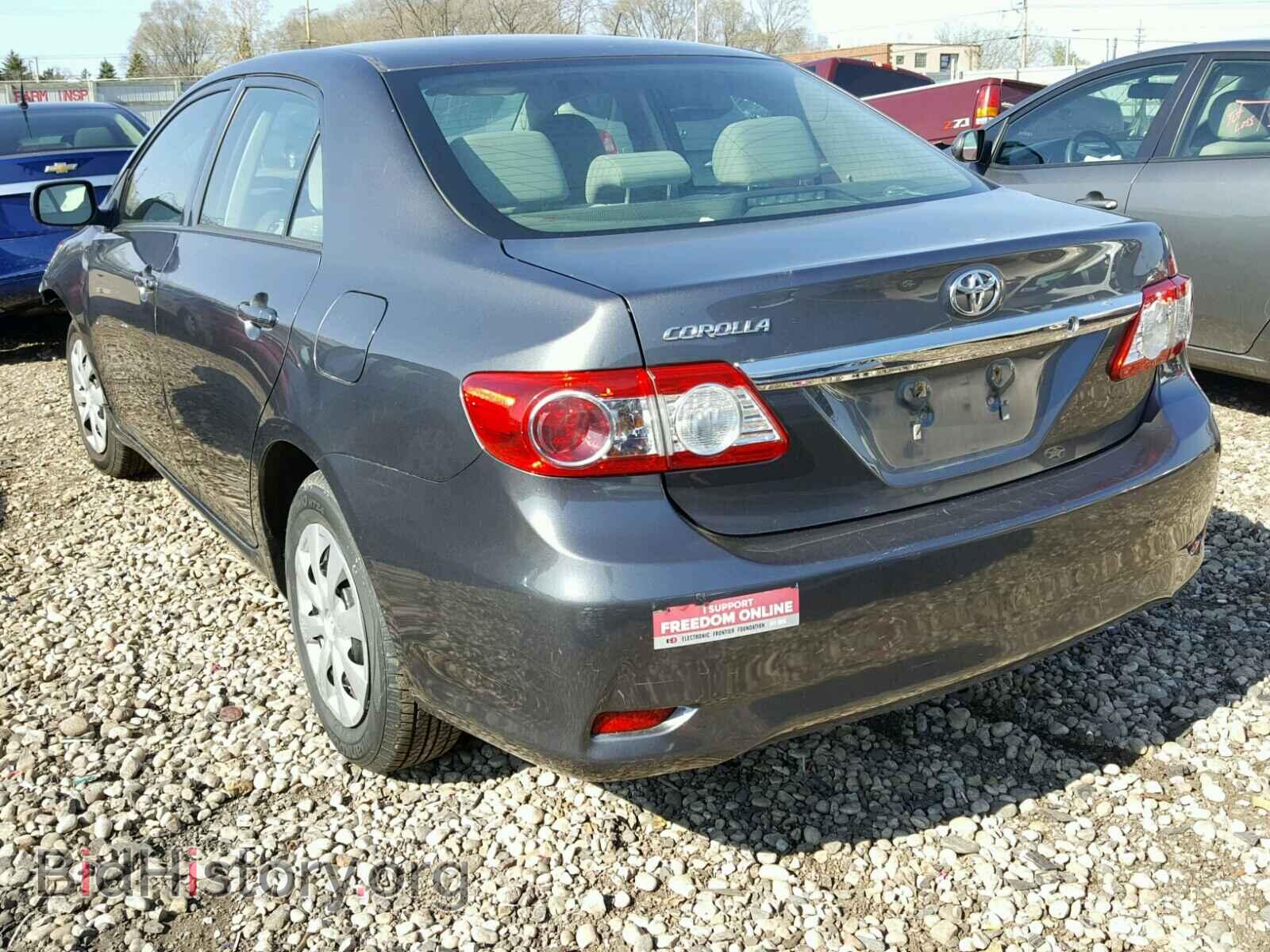 2013 TOYOTA COROLLA BA - VIN: 2T1BU4EEXDC995892 - Фото 3