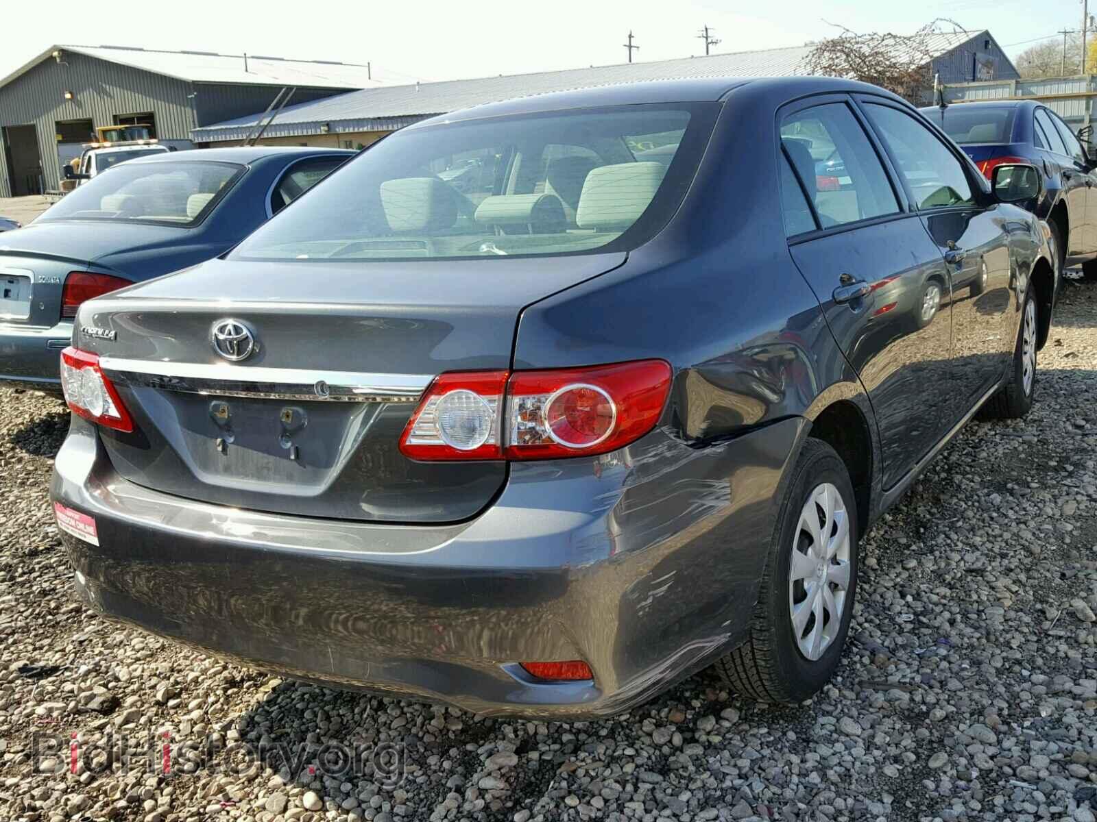 2013 TOYOTA COROLLA BA - VIN: 2T1BU4EEXDC995892 - Фото 4