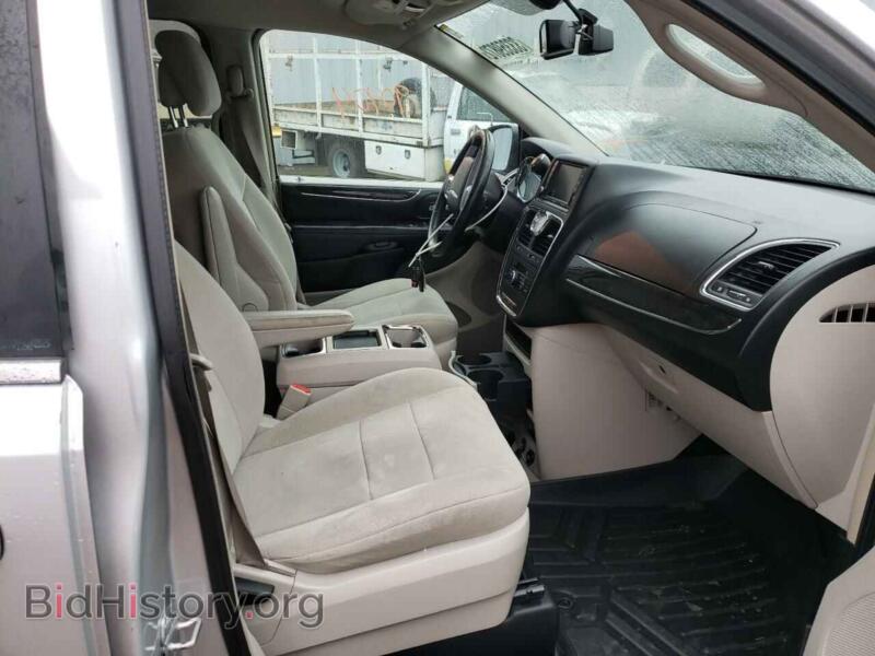 2011 Chrysler MINIVAN (VIN 2A4RR5DG1BR718693) — photo 5 of 10