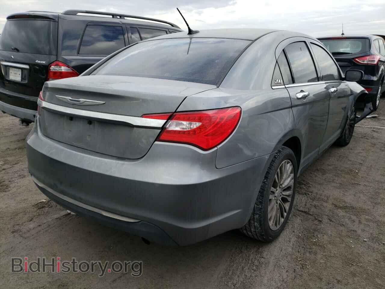 2012 CHRYSLER 200 - VIN: 1C3CCBCB1CN268306 - Photo 4