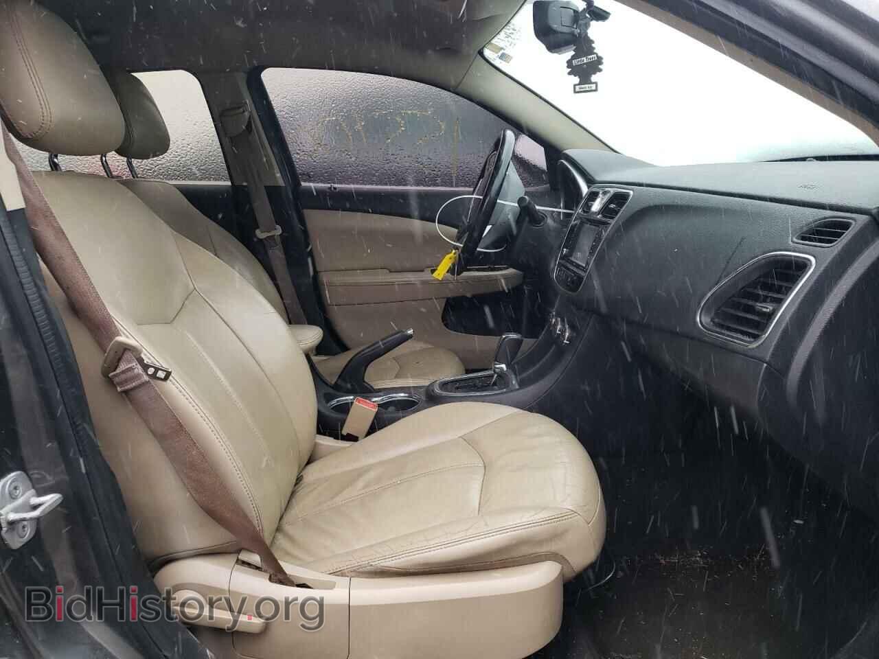 2012 CHRYSLER 200 - VIN: 1C3CCBCB1CN268306 - Photo 5