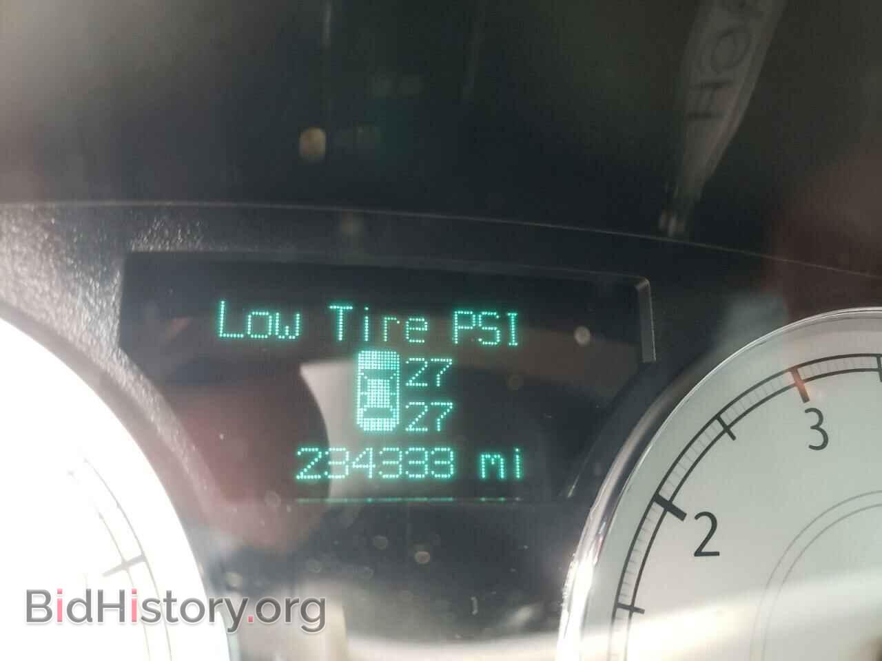 2006 CHRYSLER 300 - VIN: 2C3LA63H66H230665 - Фото 8