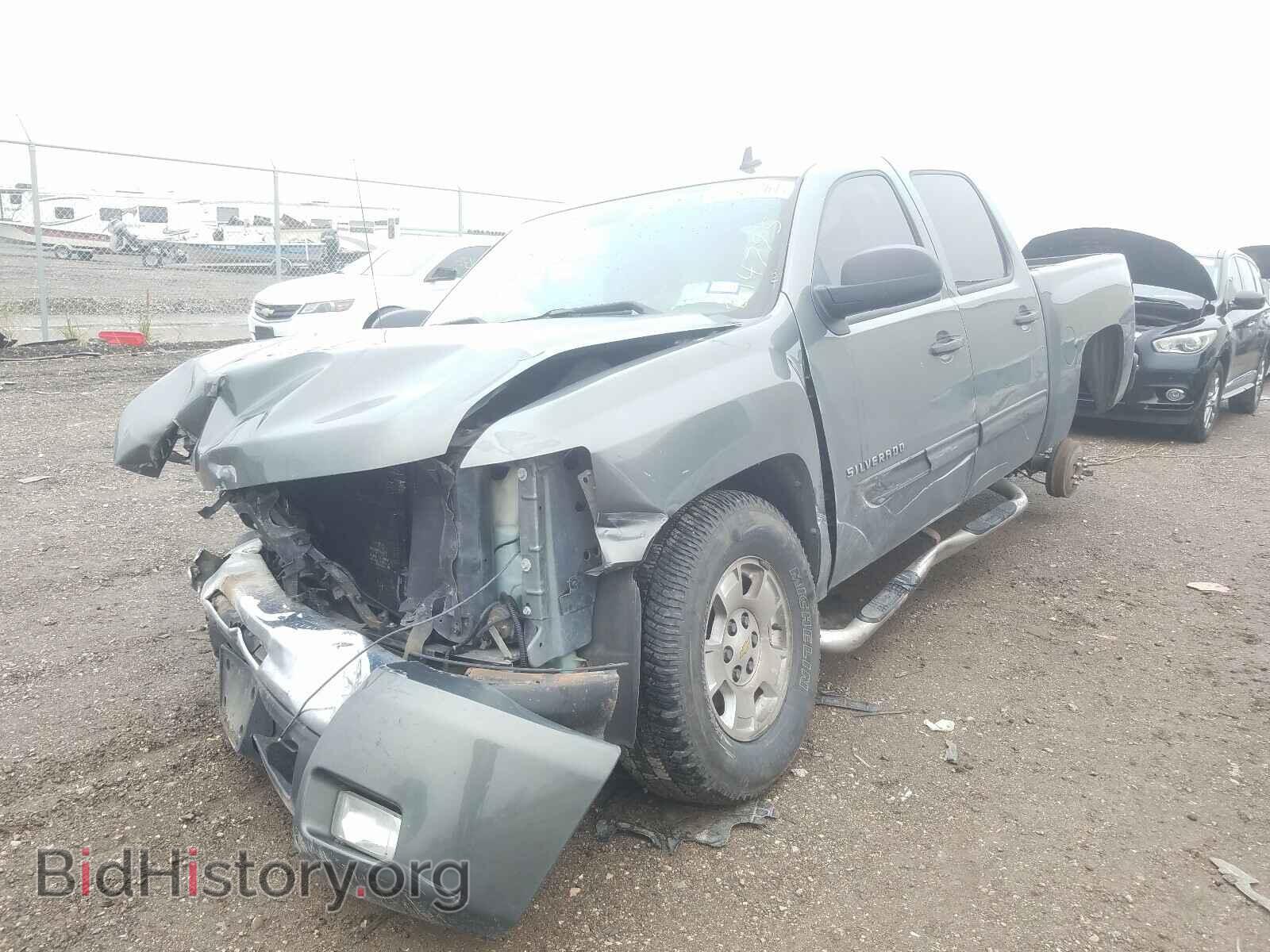 2011 CHEVROLET SILVERADO - VIN: 3GCPCSE03BG214795 - Фото 2