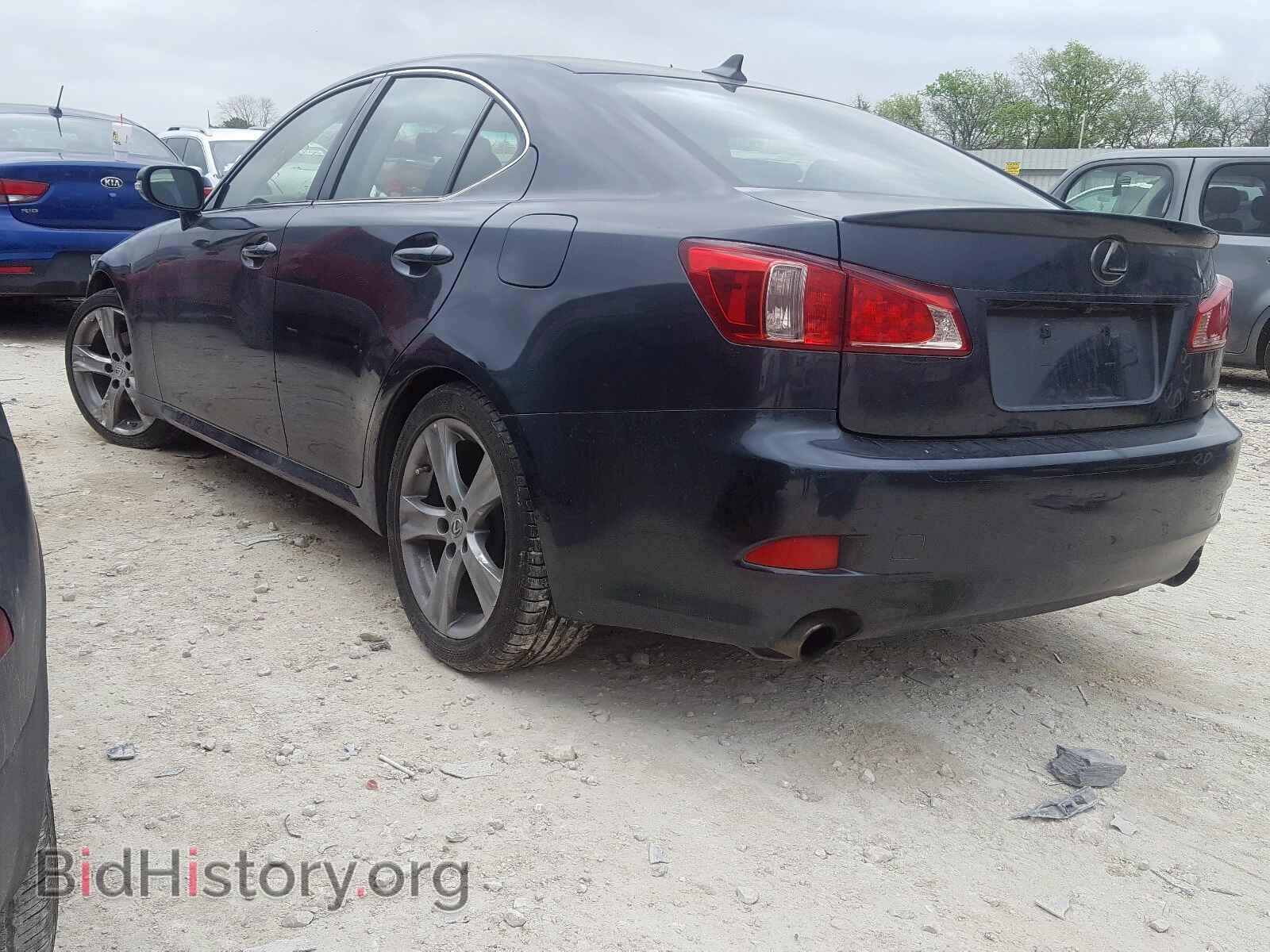 2011 LEXUS IS - VIN: JTHBF5C28B5156132 - Photo 3