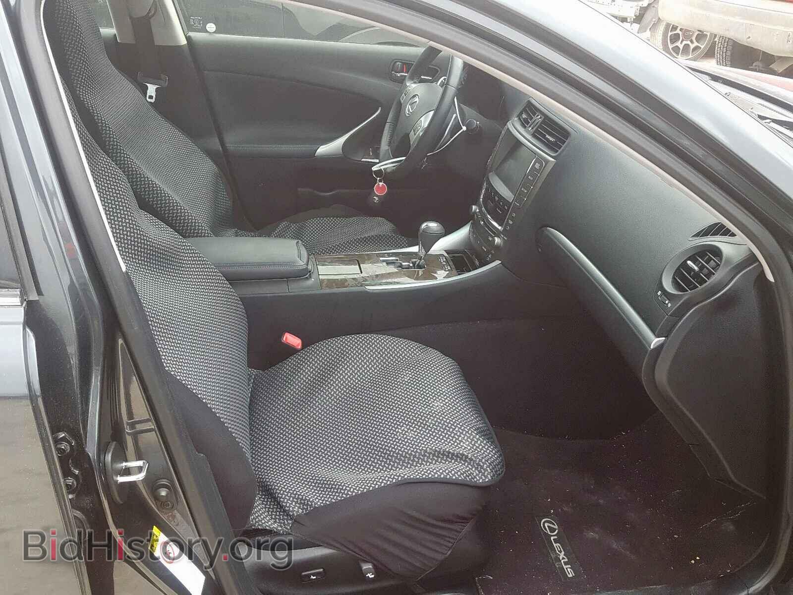2011 LEXUS IS - VIN: JTHBF5C28B5156132 - Photo 5