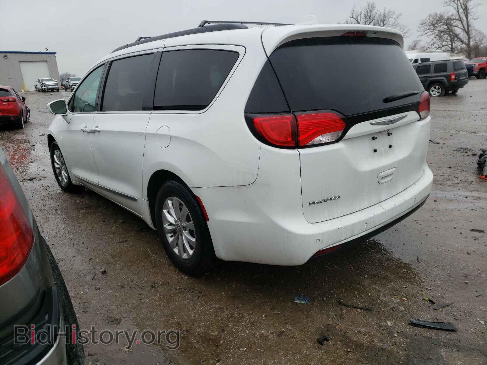 2017 CHRYSLER PACIFICA - VIN: 2C4RC1BGXHR593057 - Фото 3