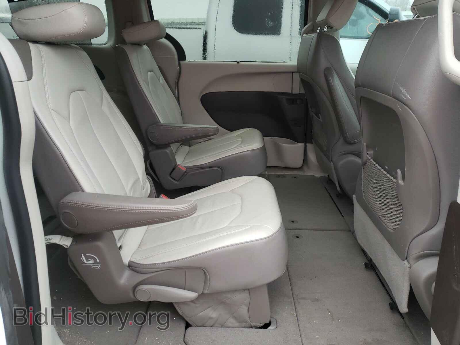 2017 CHRYSLER PACIFICA - VIN: 2C4RC1BGXHR593057 - Фото 6