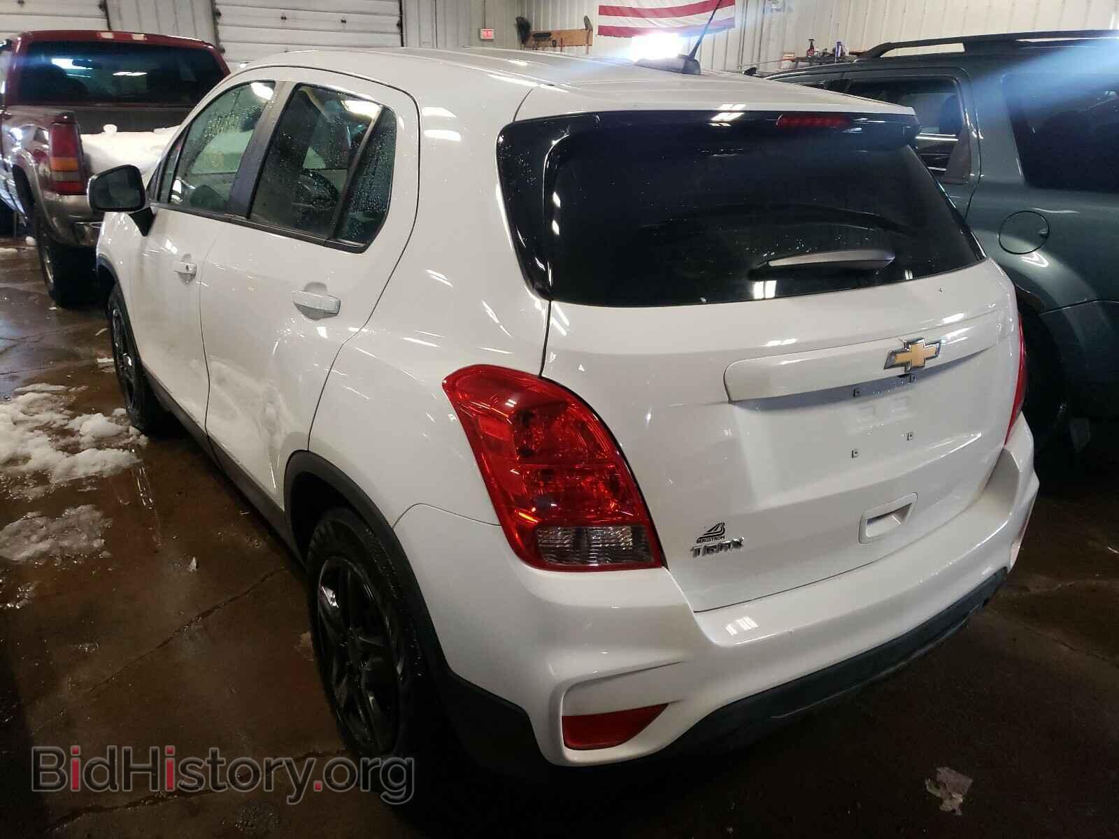 2017 CHEVROLET TRAX - VIN: 3GNCJKSBXHL160199 - Фото 3