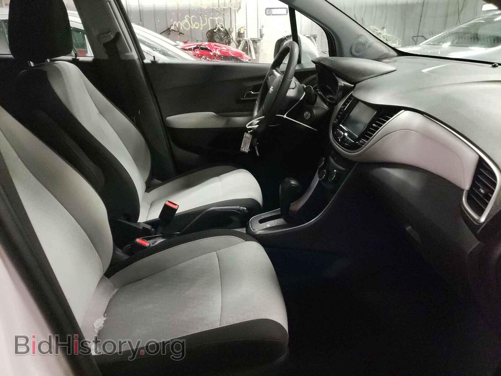 2017 CHEVROLET TRAX - VIN: 3GNCJKSBXHL160199 - Фото 5