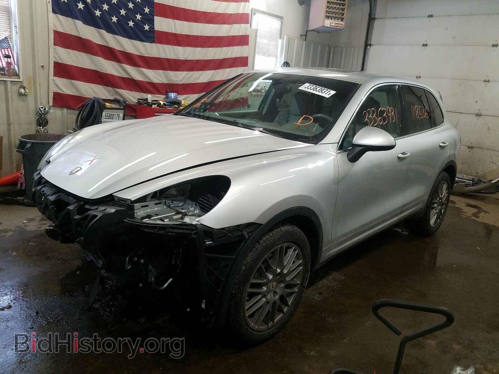 2011 PORSCHE CAYENNE - VIN: WP1AA2A25BLA00654 - Фото 2