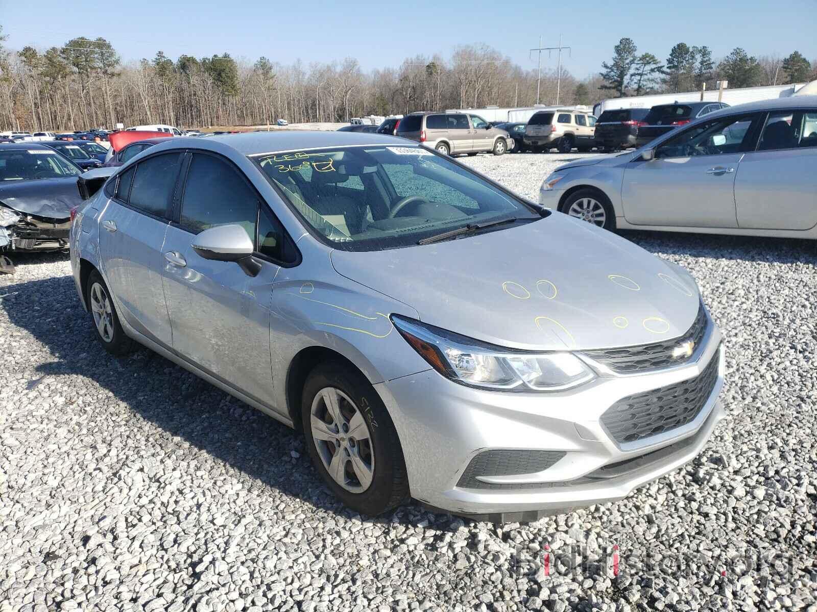 Photo 1G1BC5SM5J7236111 - CHEVROLET CRUZE 2018