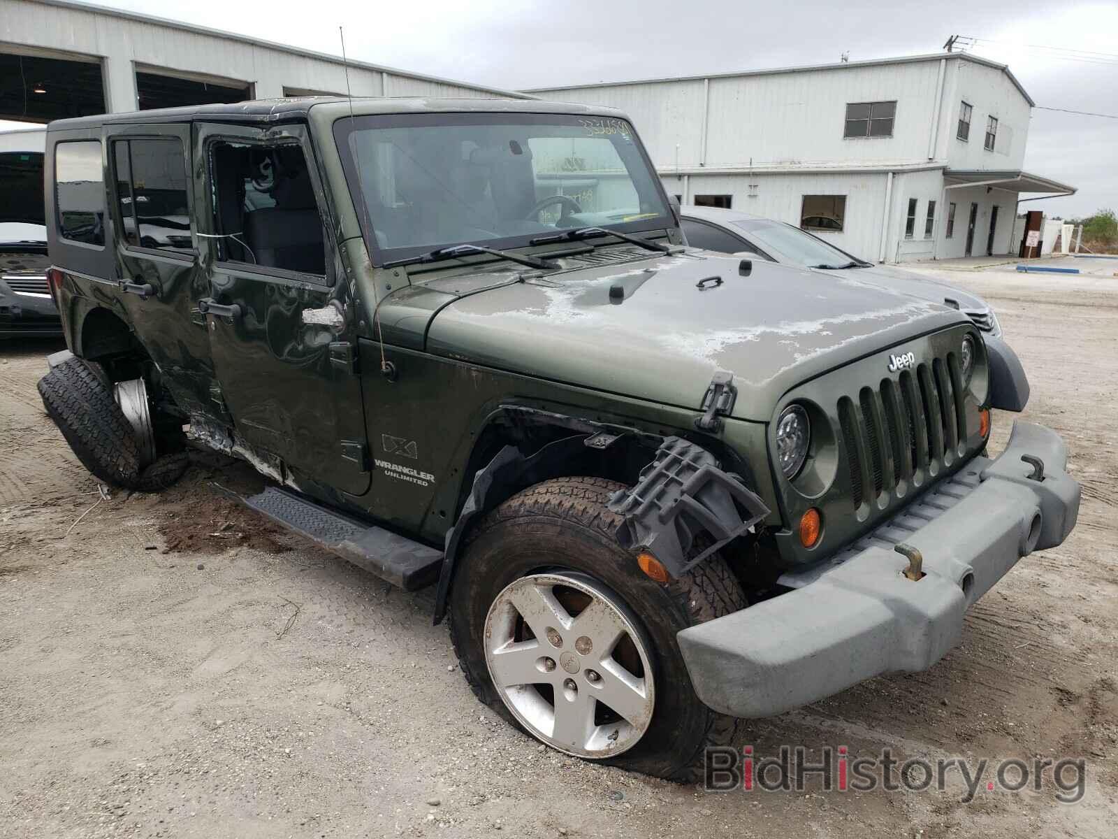 Photo 1J4GB39139L750925 - JEEP WRANGLER 2009