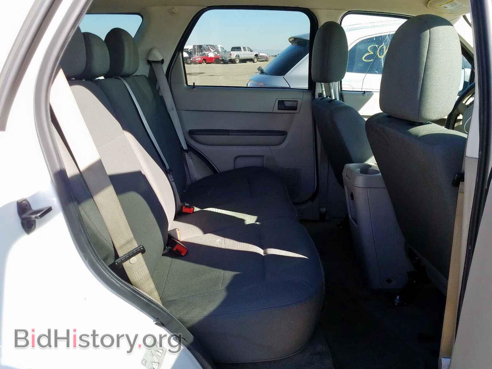 2011 FORD ESCAPE - VIN: 1FMCU0C7XBKA39532 - Фото 6