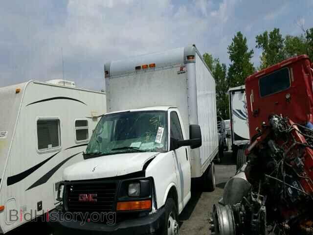 2011 GMC SAVANA - VIN: 1GD374BG0B1104474 - Фото 2