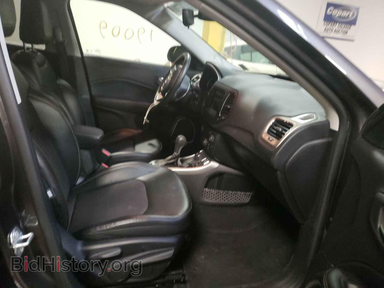 2019 JEEP COMPASS - VIN: 3C4NJDBB4KT592792 - Фото 5
