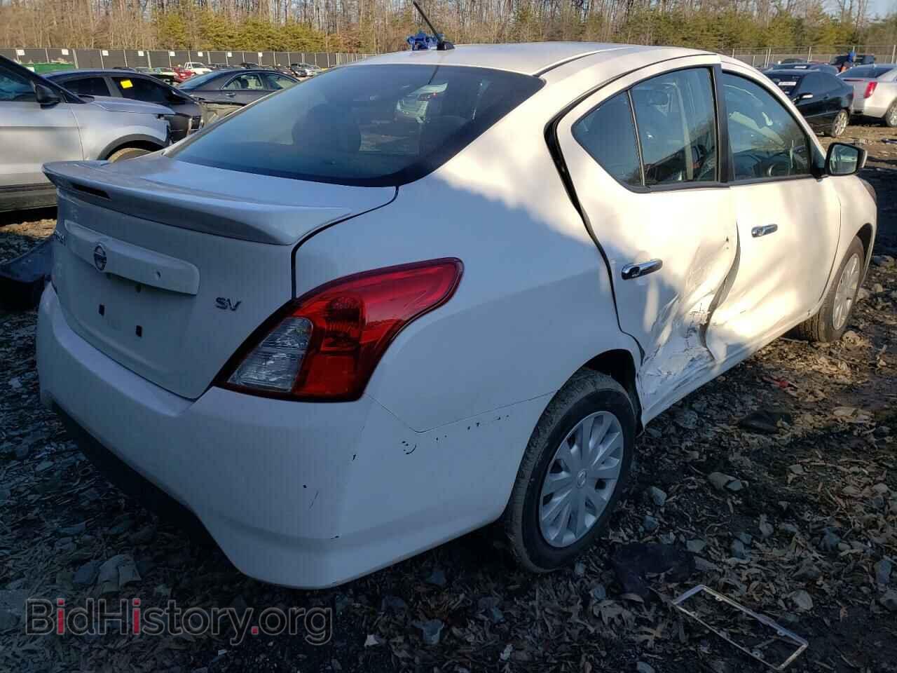 2019 NISSAN VERSA - VIN: 3N1CN7AP9KL869918 - Фото 4