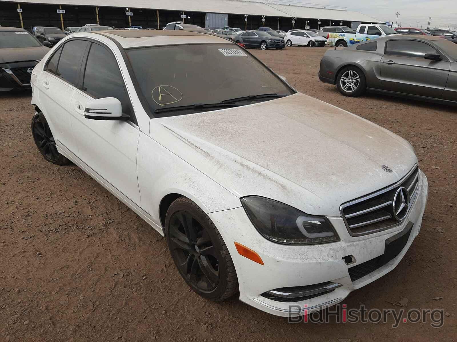 Photo WDDGF8AB1DR289313 - MERCEDES-BENZ C CLASS 2013