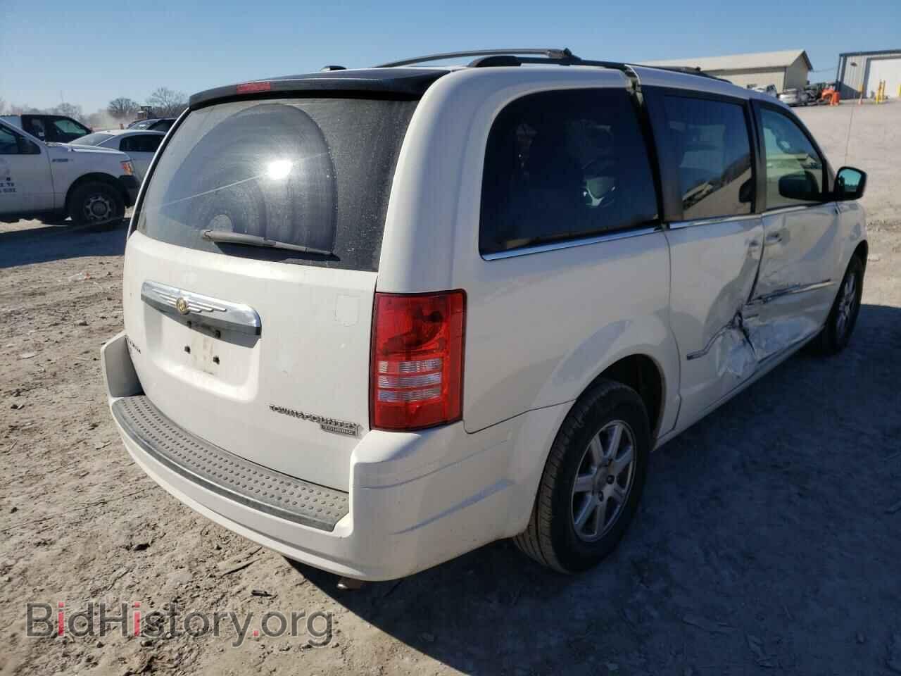 2010 CHRYSLER MINIVAN - VIN: 2A4RR5D11AR206829 - Фото 4