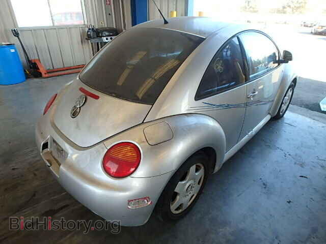 2000 VOLKSWAGEN BEETLE - VIN: 3VWCA21C9YM444692 - Фото 4