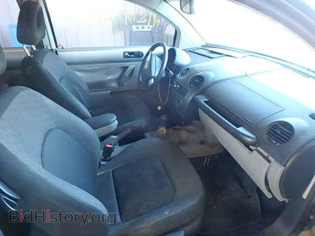 2000 VOLKSWAGEN BEETLE - VIN: 3VWCA21C9YM444692 - Фото 5