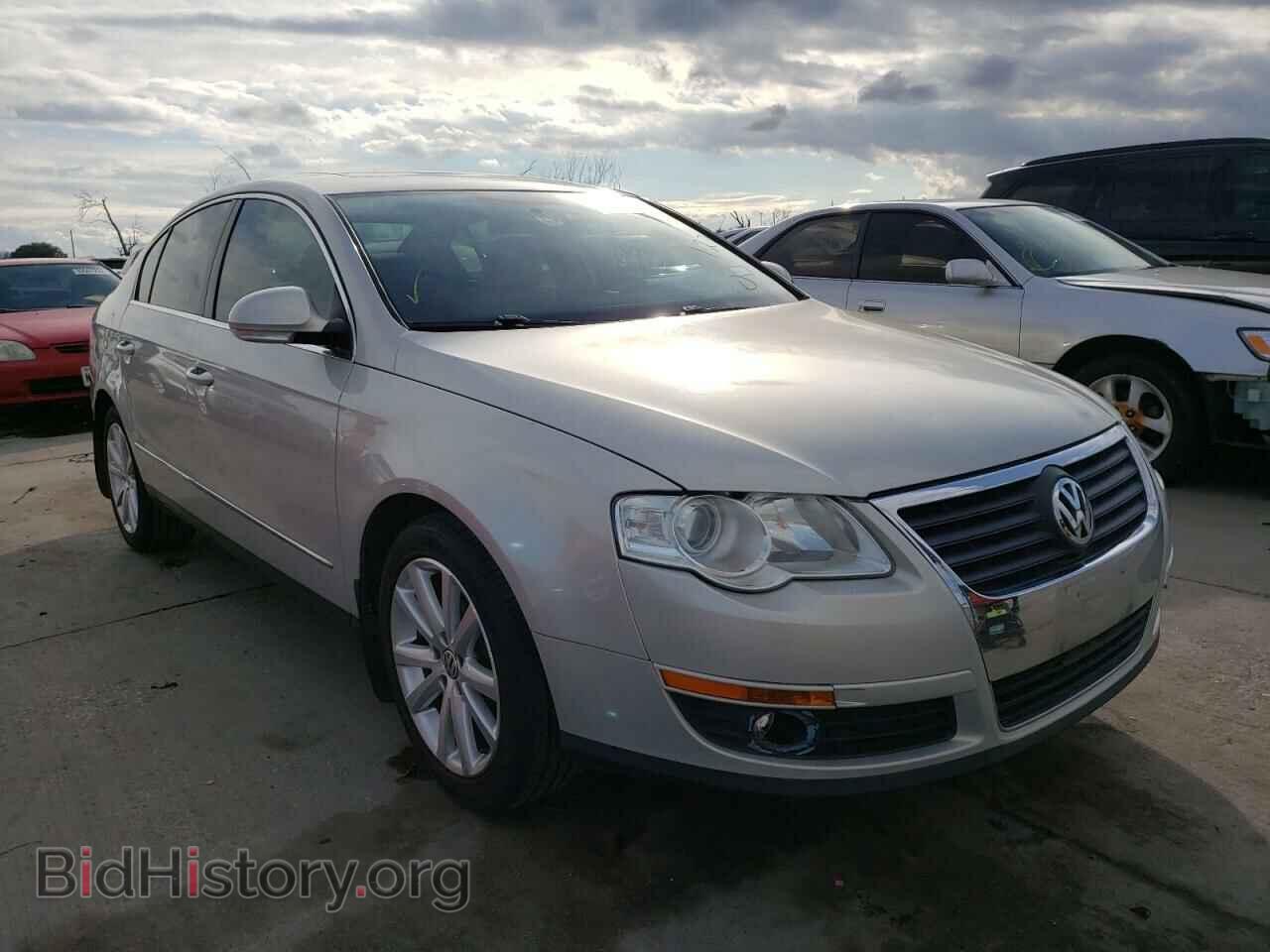 Фотография WVWJK9AN5AE077965 - VOLKSWAGEN PASSAT 2010