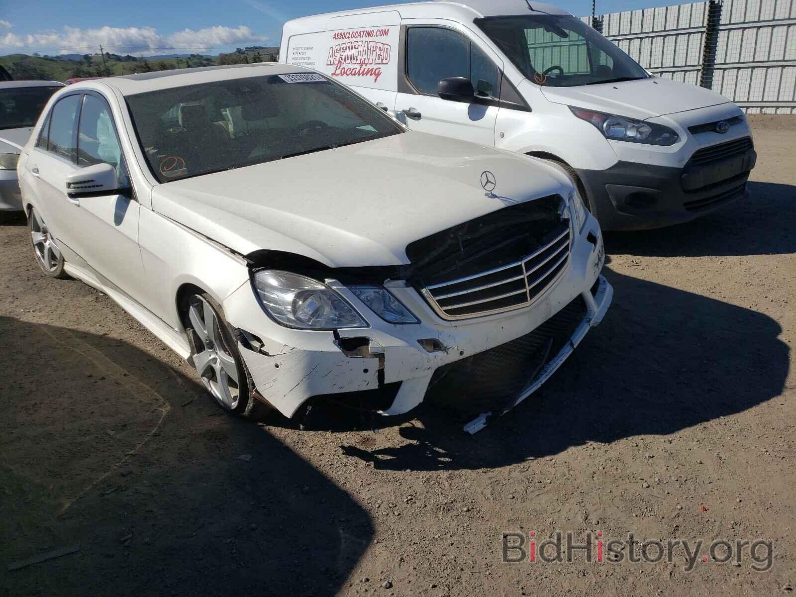 Photo WDDHF5GB5BA441180 - MERCEDES-BENZ E CLASS 2011