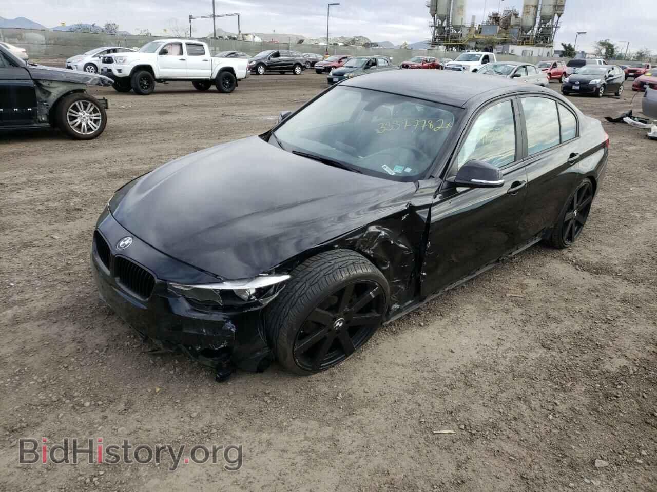 2016 BMW 3 SERIES - VIN: WBA8A9C52GK616662 - Фото 2