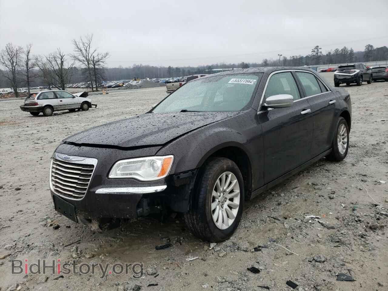 2013 CHRYSLER 300 - VIN: 2C3CCAAG6DH572928 - Фото 2