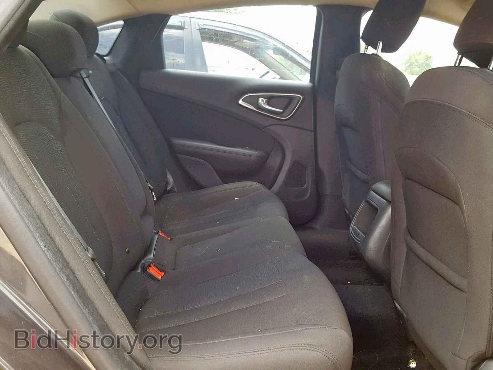 2016 CHRYSLER 200 - VIN: 1C3CCCAB2GN130529 - Photo 6
