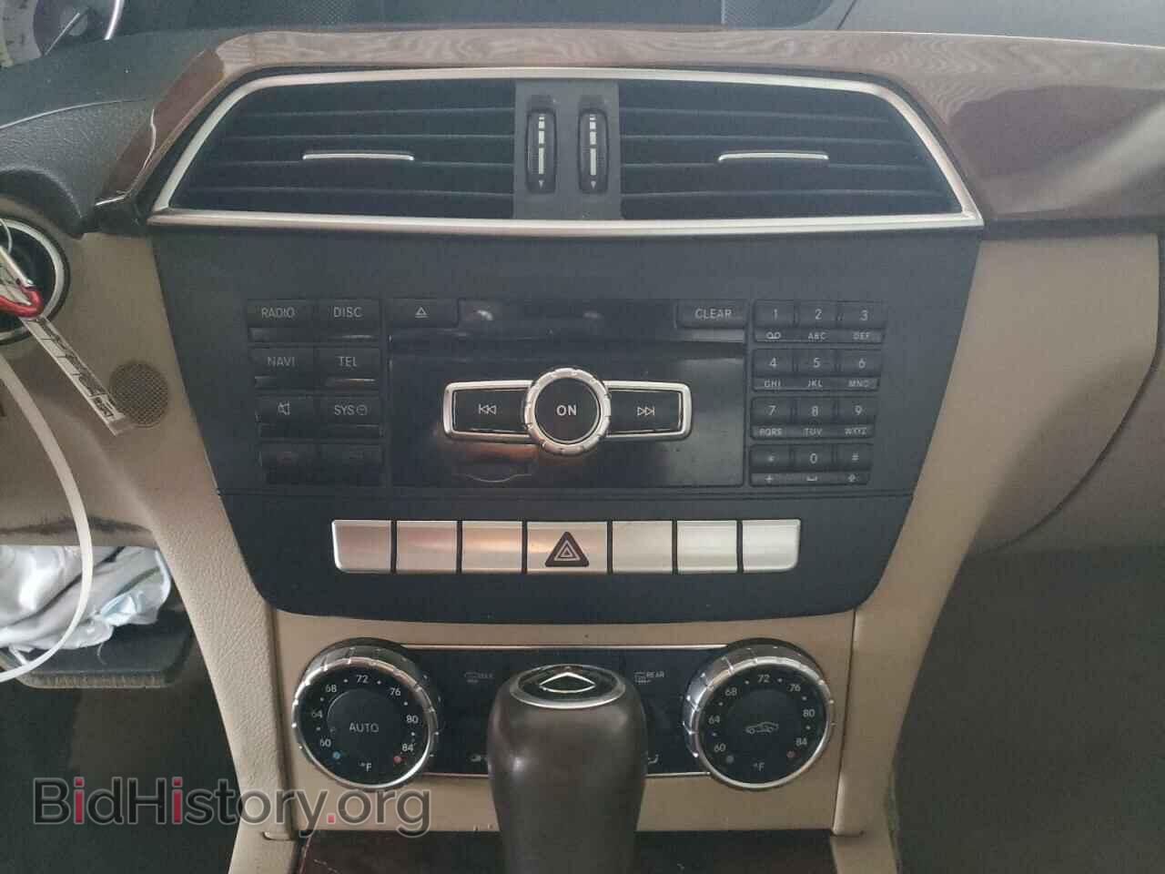 2012 MERCEDES-BENZ C-CLASS - VIN: WDDGF4HB6CA617868 - Фото 9
