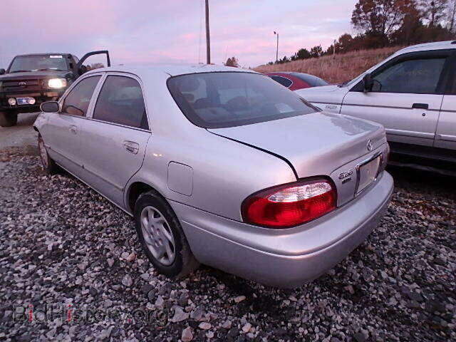 2000 MAZDA 626 - VIN: 1YVGF22C8Y5117544 - Фото 3