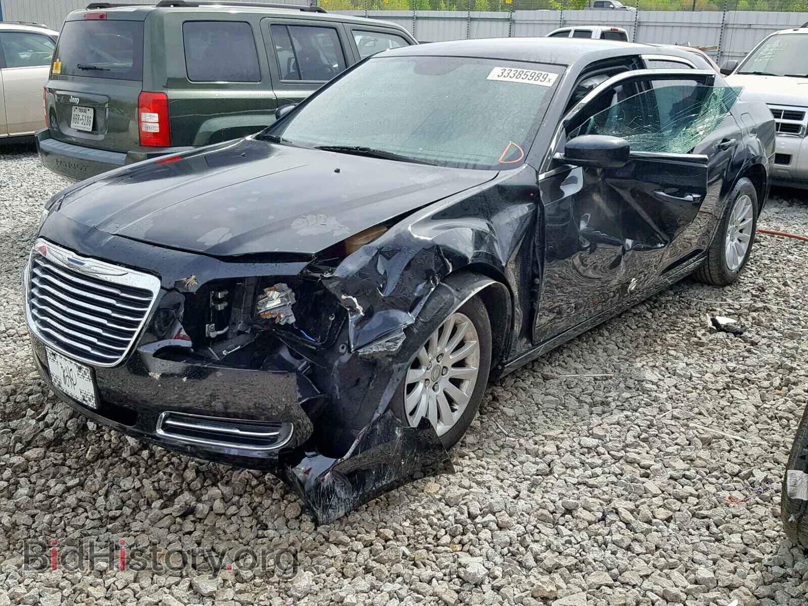 2013 CHRYSLER 300 - VIN: 2C3CCAAG4DH506877 - Photo 2
