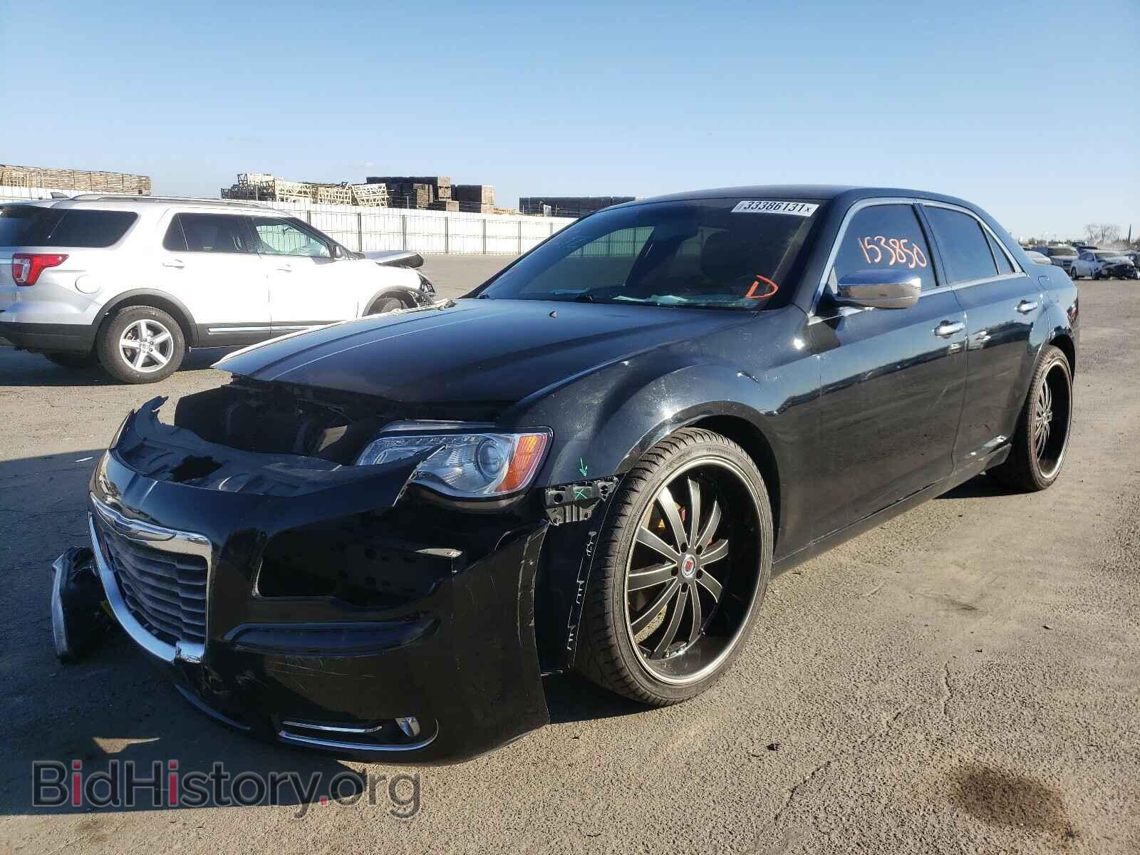 2012 CHRYSLER 300 - VIN: 2C3CCACG2CH251092 - Фото 2