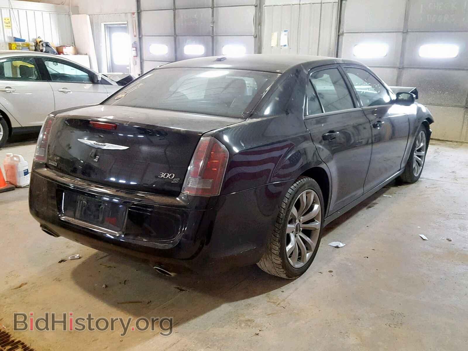 2014 CHRYSLER 300 - VIN: 2C3CCABG0EH373180 - Фото 4