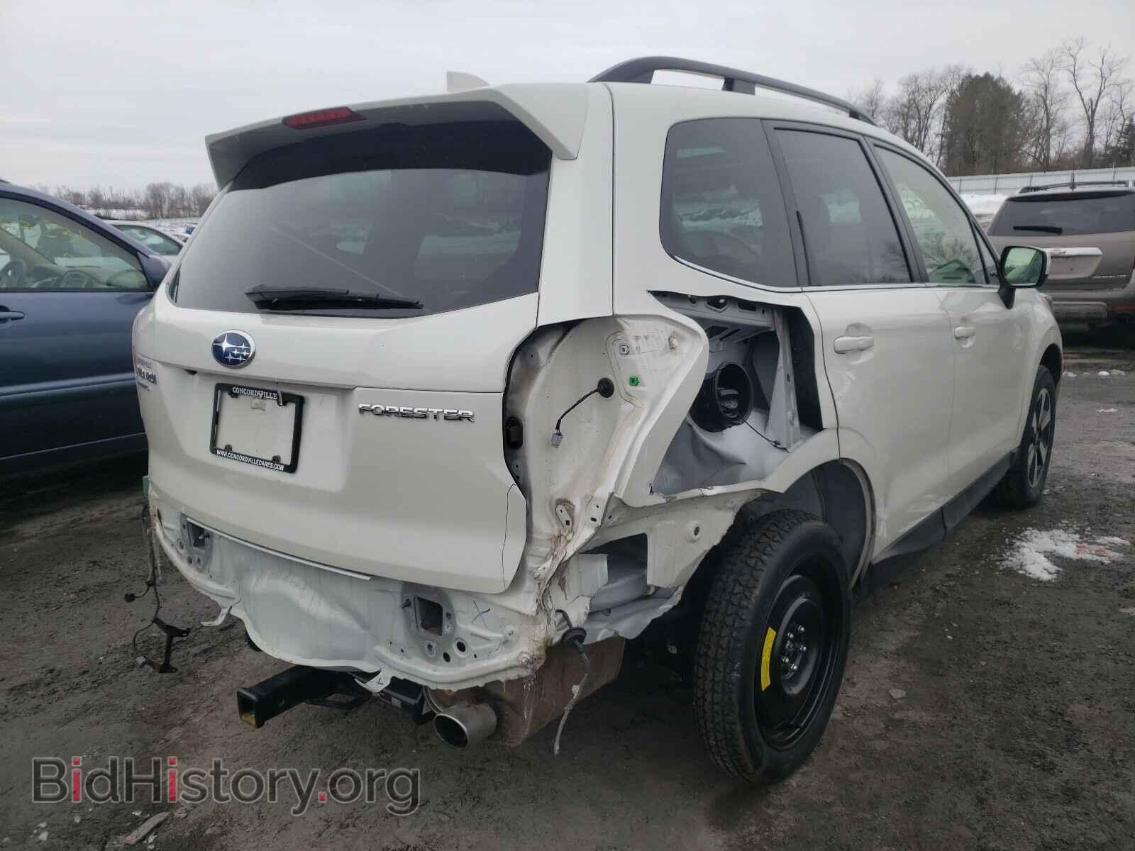 2018 SUBARU FORESTER - VIN: JF2SJARC8JH456955 - Фото 4