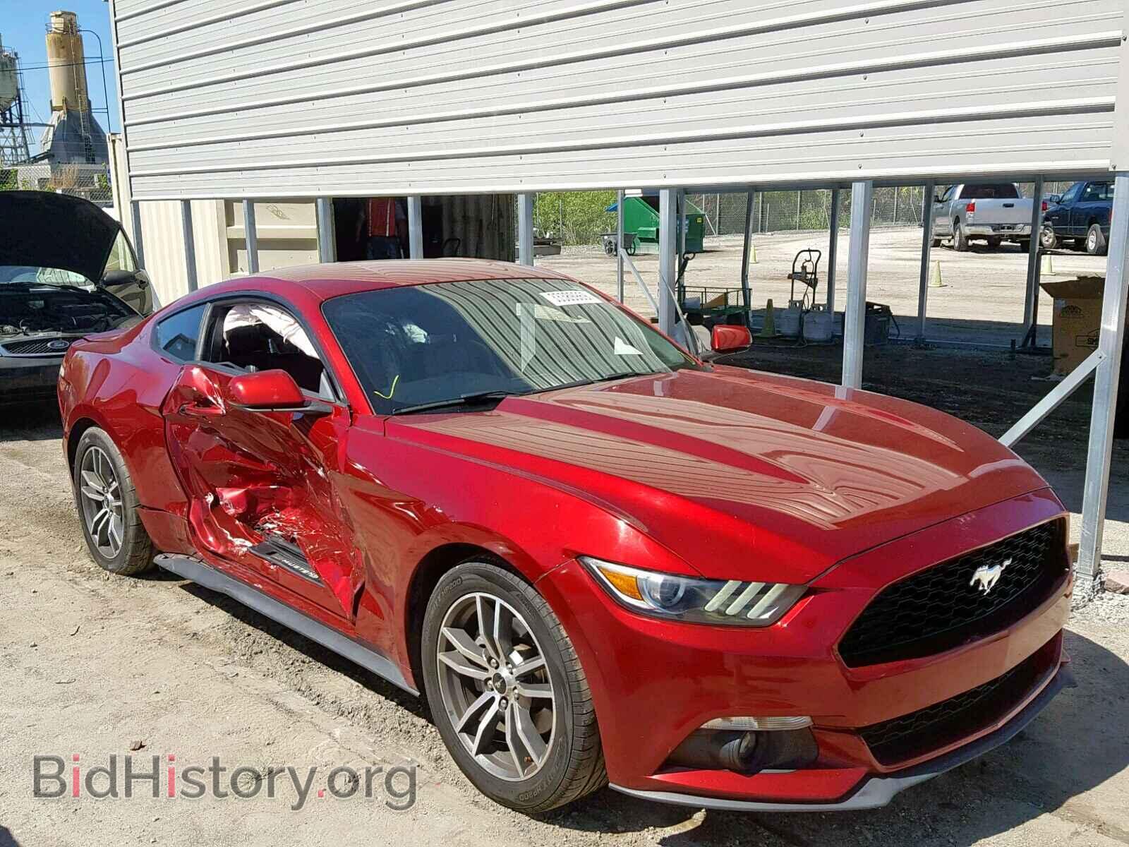 Photo 1FA6P8TH0F5380268 - FORD MUSTANG 2015