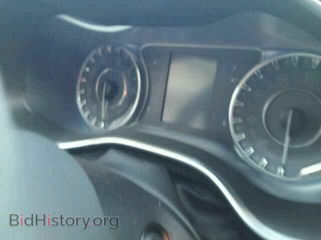 2016 CHRYSLER 200 - VIN: 1C3CCCFB2GN107082 - Photo 8