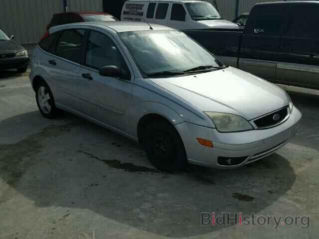 Photo 3FAFP37N95R102547 - FORD FOCUS 2005