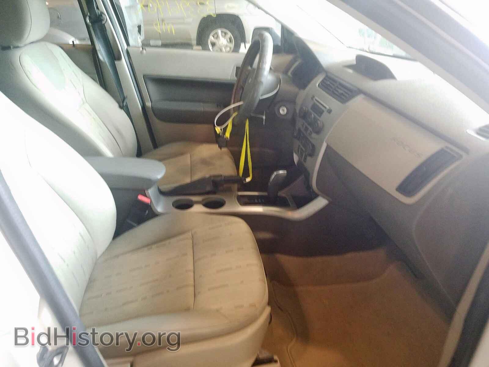 2009 FORD FOCUS - VIN: 1FAHP35NX9W157572 - Photo 5