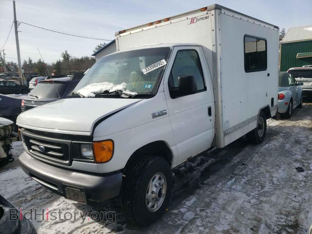 2006 FORD ECONOLINE - VIN: 1FDSE35L26DA85368 - Photo 2