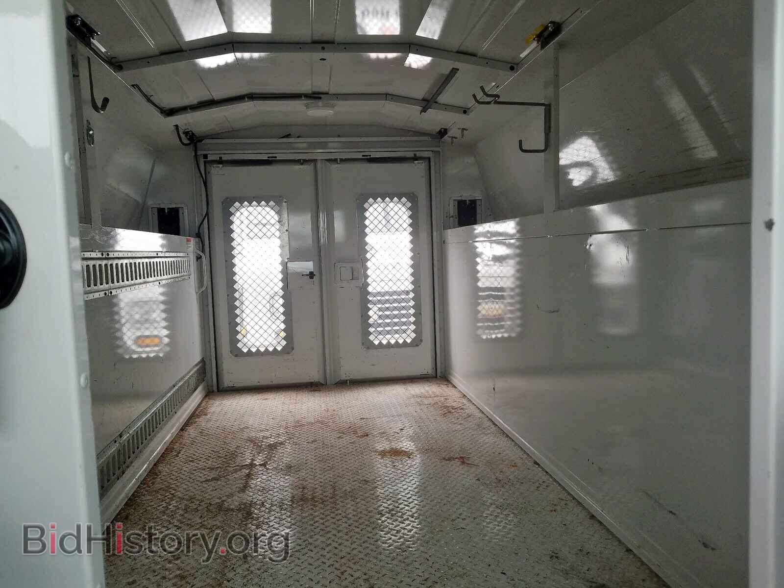 2015 FORD ECONOLINE - VIN: 1FDWE3FL8FDA05605 - Photo 6
