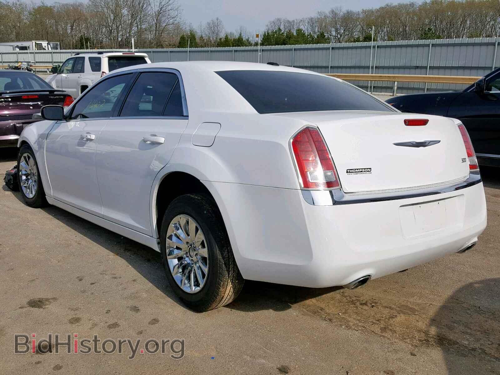 2013 CHRYSLER 300 - VIN: 2C3CCAAG0DH640883 - Фото 3