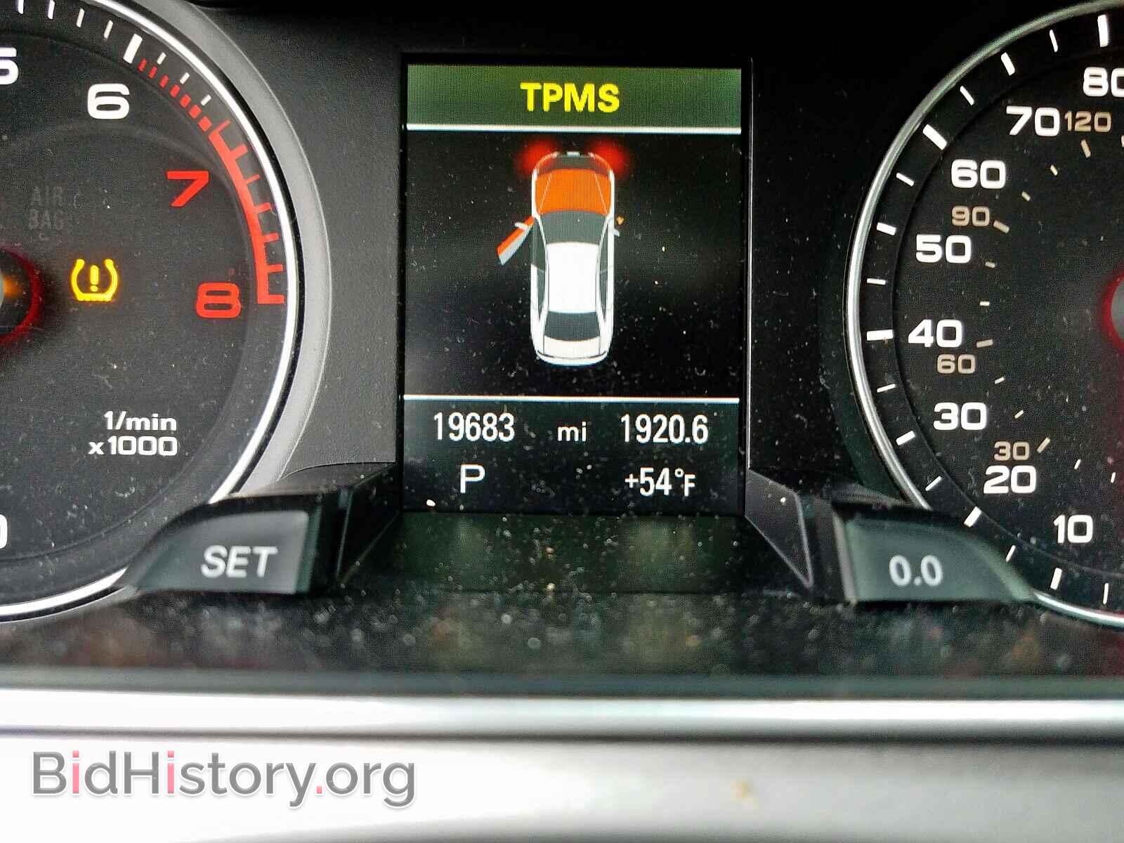 2016 AUDI A4 - VIN: WAUAFAFL6GN017048 - Фото 8