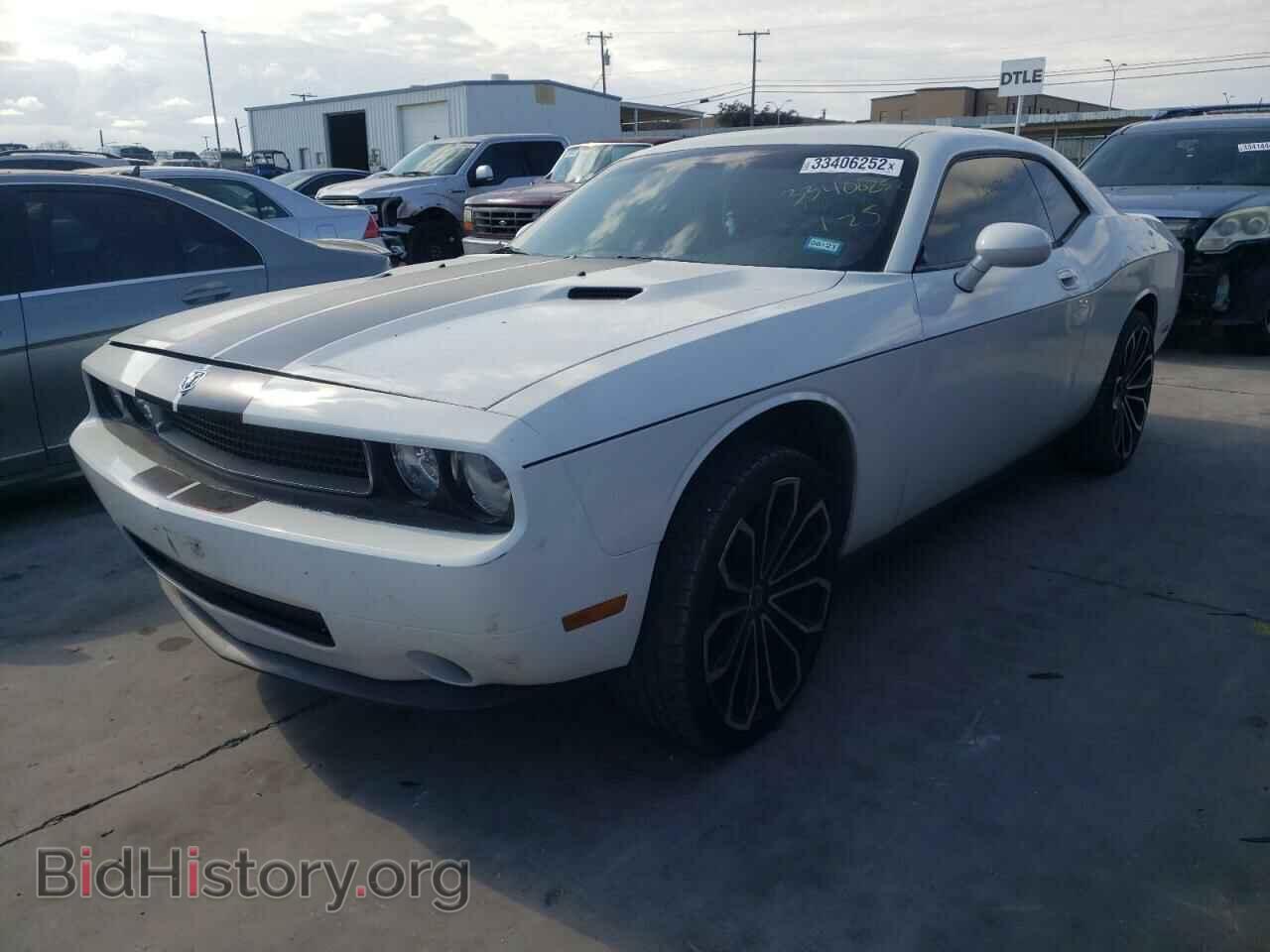 2010 DODGE CHALLENGER - VIN: 2B3CJ4DVXAH138733 - Фото 2