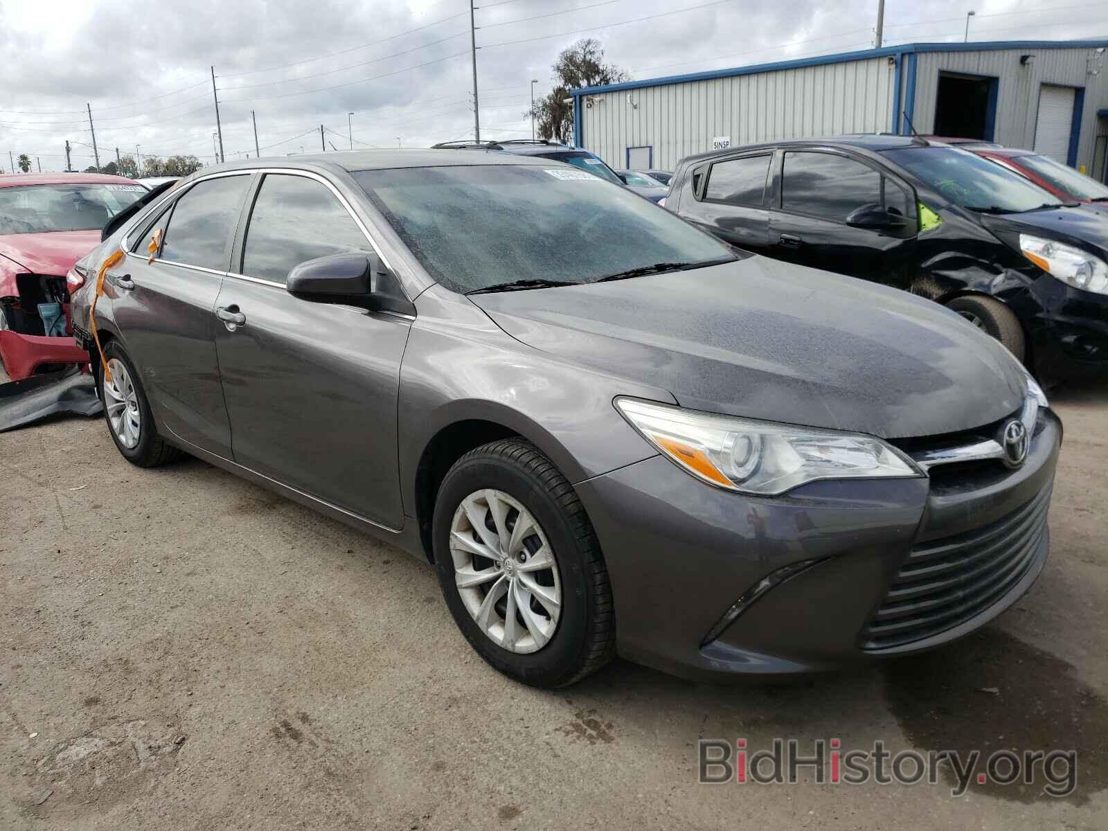 Photo 4T4BF1FK3FR504194 - TOYOTA CAMRY 2015
